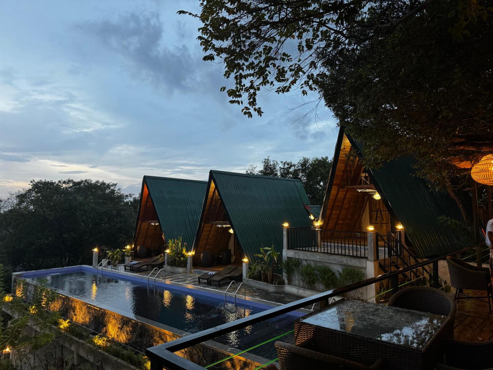Sundown Lake Hotel & Spa هاباران المظهر الخارجي الصورة